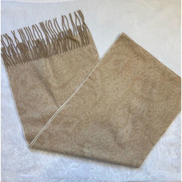 Vintage Léron Paisley Pattern with Fringe 100% Cashmere Scarf 73 in. By 15 in. - Picture 5 of 10